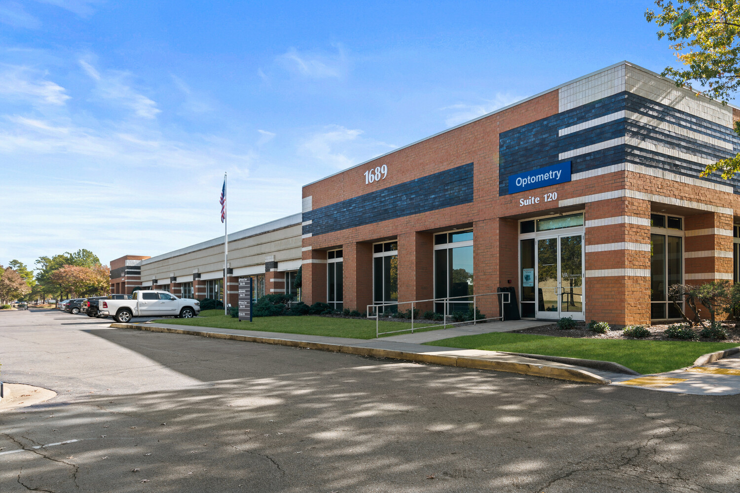 Lab Ready Office and Flex Space for Lease Memphis TN - 10_Nonconnah_corporate_center10_mls